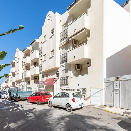 797 Holiday Rentals - Piso Para 3 En La Carihuela Con Piscina Torremolinos Eksteriør bilde