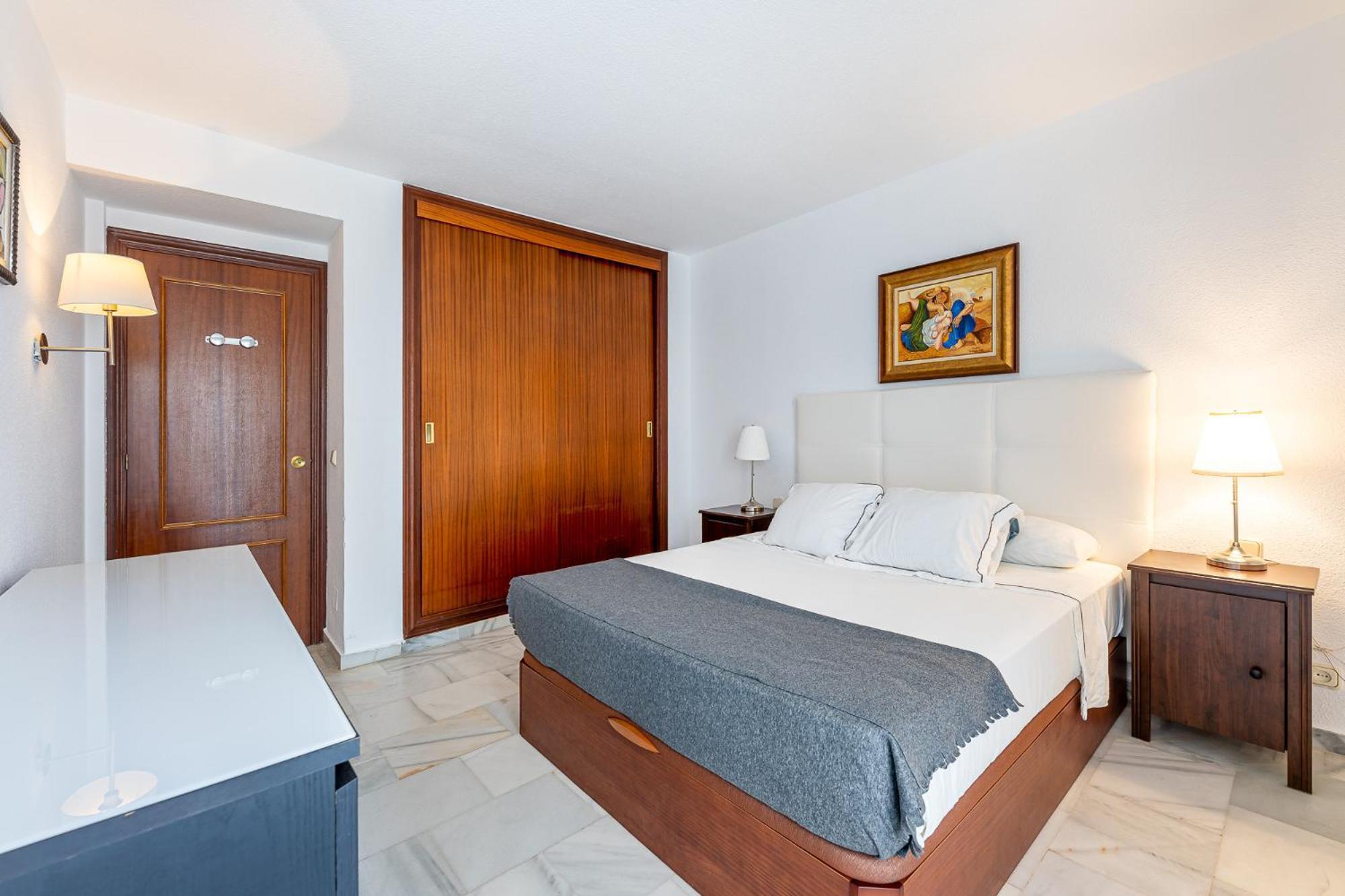 797 Holiday Rentals - Piso Para 3 En La Carihuela Con Piscina Torremolinos Eksteriør bilde