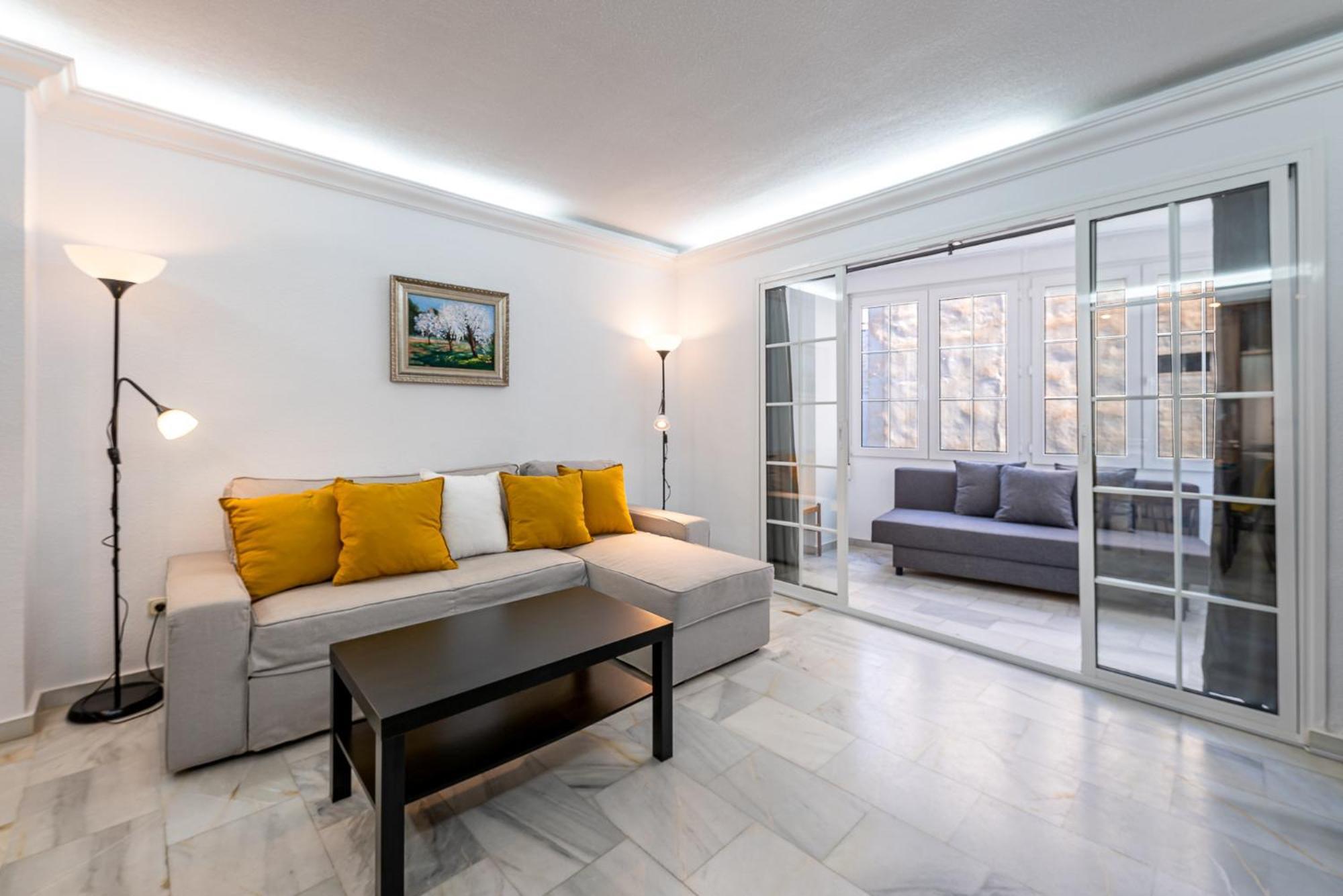 797 Holiday Rentals - Piso Para 3 En La Carihuela Con Piscina Torremolinos Eksteriør bilde