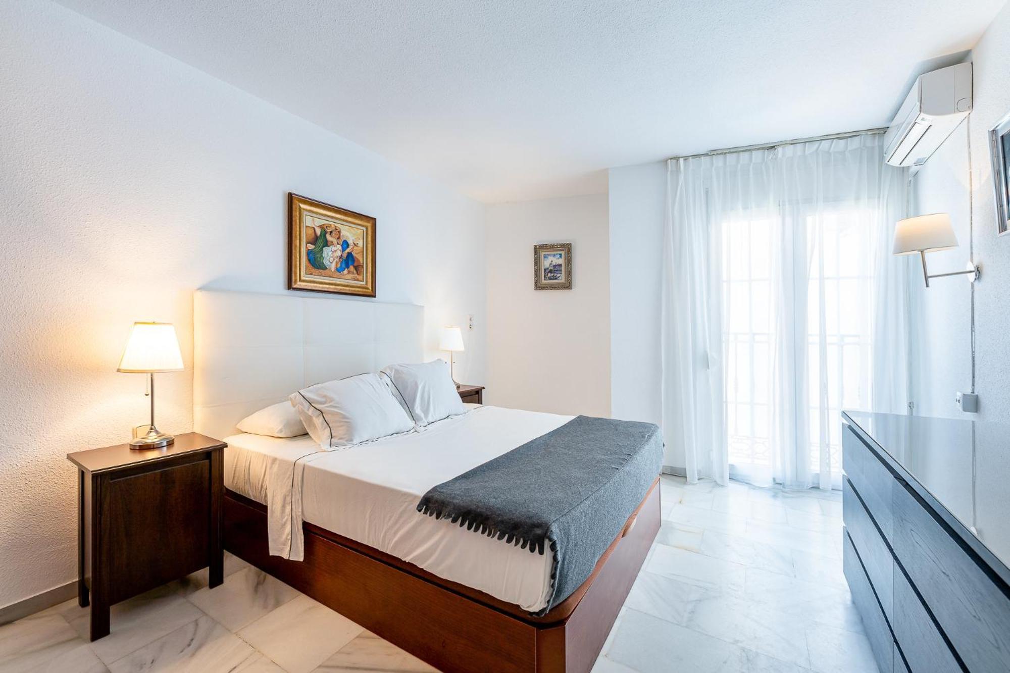 797 Holiday Rentals - Piso Para 3 En La Carihuela Con Piscina Torremolinos Eksteriør bilde