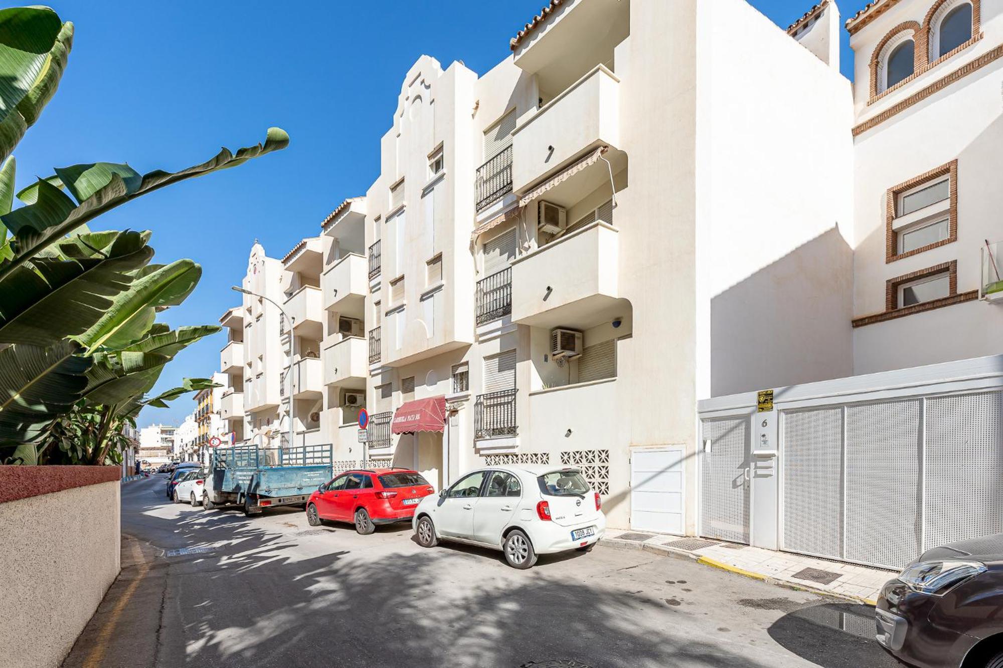 797 Holiday Rentals - Piso Para 3 En La Carihuela Con Piscina Torremolinos Eksteriør bilde
